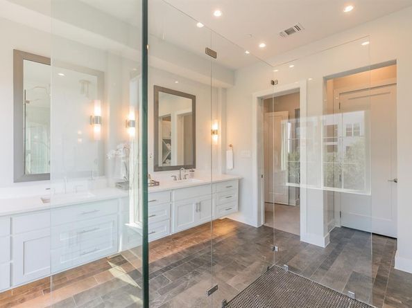 3200  Ross Avenue  6, Dallas Texas 75204