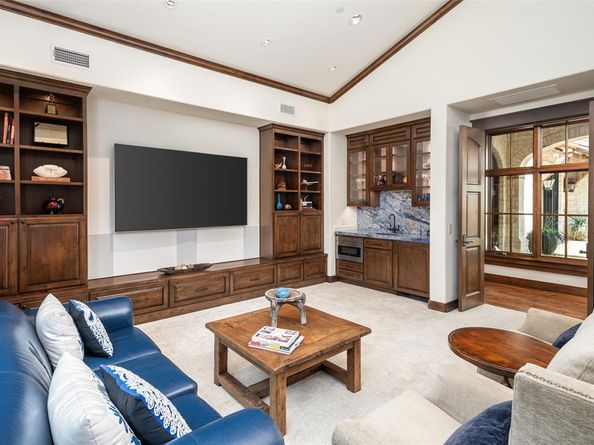 31  Abbey Woods Lane , Dallas Texas 75248
