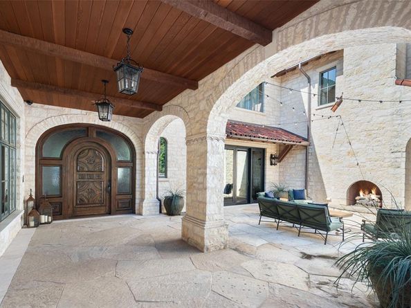 31  Abbey Woods Lane , Dallas Texas 75248