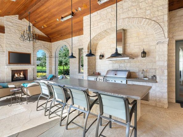 31  Abbey Woods Lane , Dallas Texas 75248