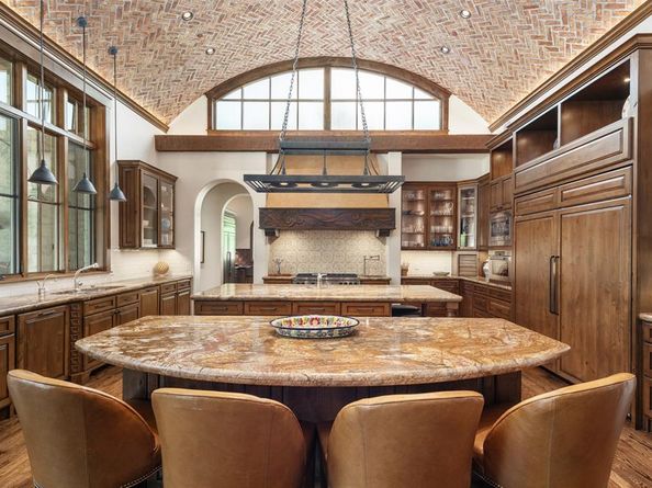 31  Abbey Woods Lane , Dallas Texas 75248