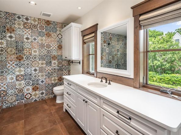 31  Abbey Woods Lane , Dallas Texas 75248