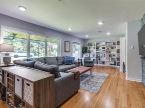 6517  Blue Valley Lane , Dallas Texas 75214
