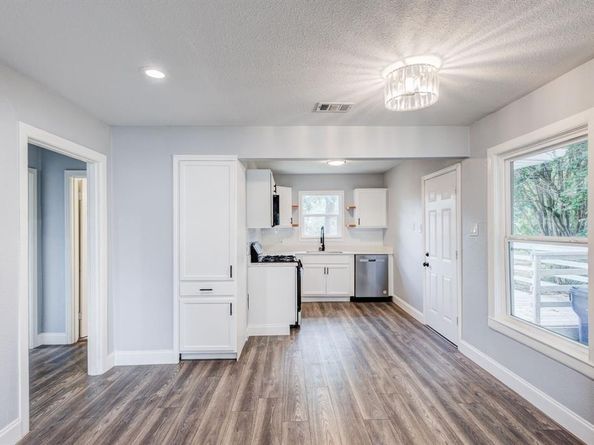 308  Chandler Drive , Garland Texas 75040