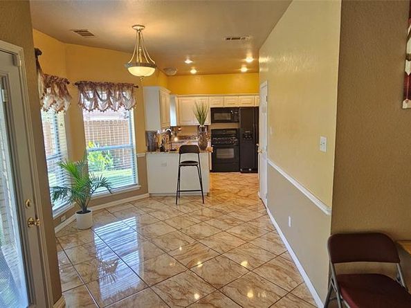 5632  Centeridge Drive , Dallas Texas 75249