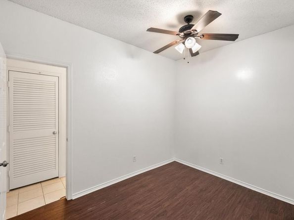 2105  Count Fleet Drive  202, Arlington Texas 76011