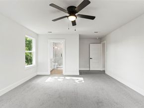 3211  Chihuahua Avenue , Dallas Texas 75212