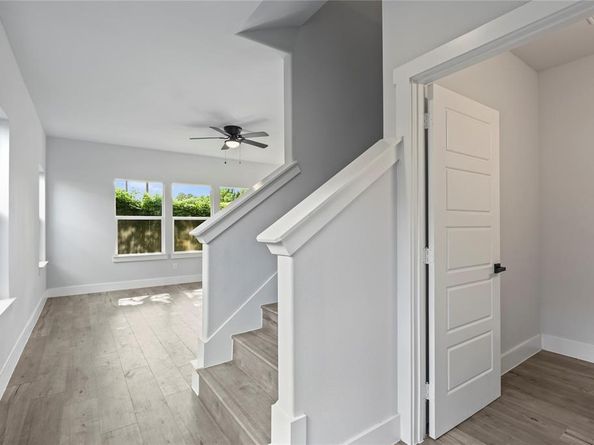 3211  Chihuahua Avenue , Dallas Texas 75212
