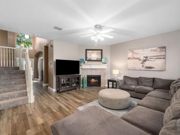 12170  Red Hawk Drive , Frisco Texas 75033