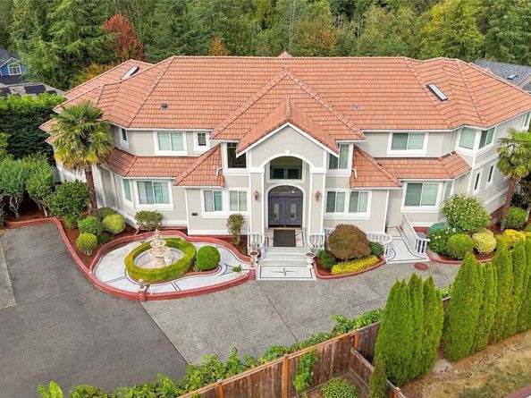 9216 132nd Avenue NE, Redmond WA 98052