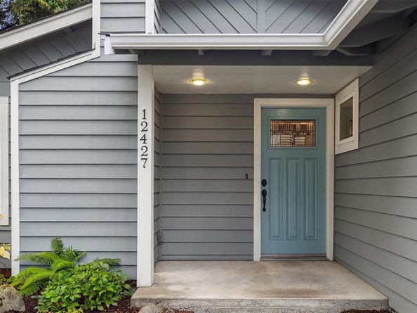 12427 NE 157th Street, Woodinville WA 98072
