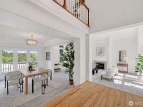 8762 Paisley Drive NE, Seattle WA 98115