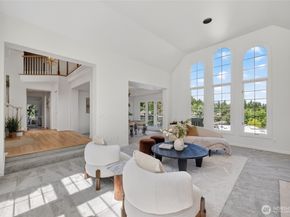 8762 Paisley Drive NE, Seattle WA 98115