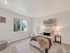 8762 Paisley Drive NE, Seattle WA 98115