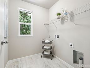 24515 111th Avenue SE, Kent WA 98030