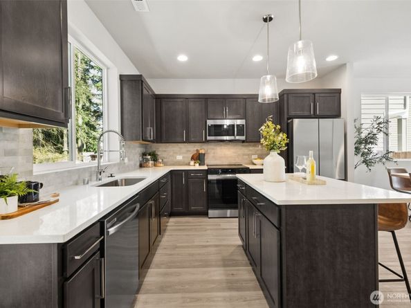 24515 111th Avenue SE, Kent WA 98030