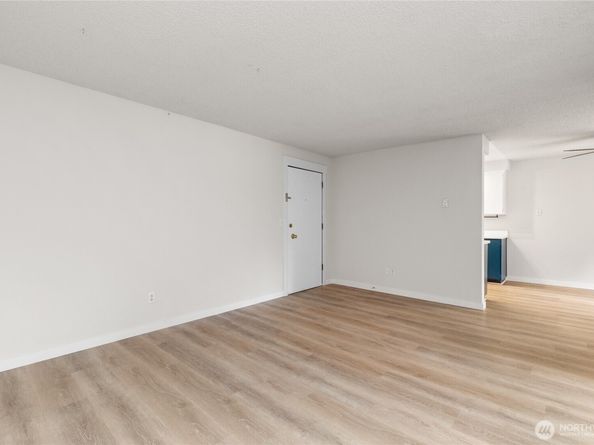 5630 200th Street SW B313, Lynnwood WA 98036
