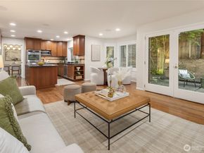 1010 106th Avenue SE, Bellevue WA 98004