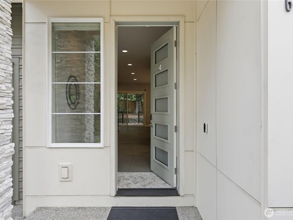 2306 NE 145th Street, Shoreline WA 98155