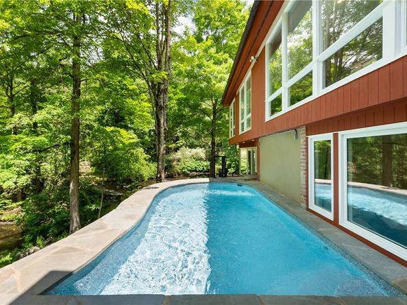 150 N Healy Avenue, Hartsdale NY 10530