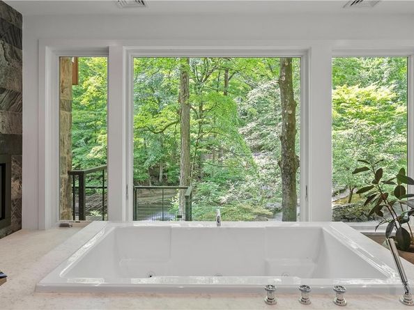 150 N Healy Avenue, Hartsdale NY 10530
