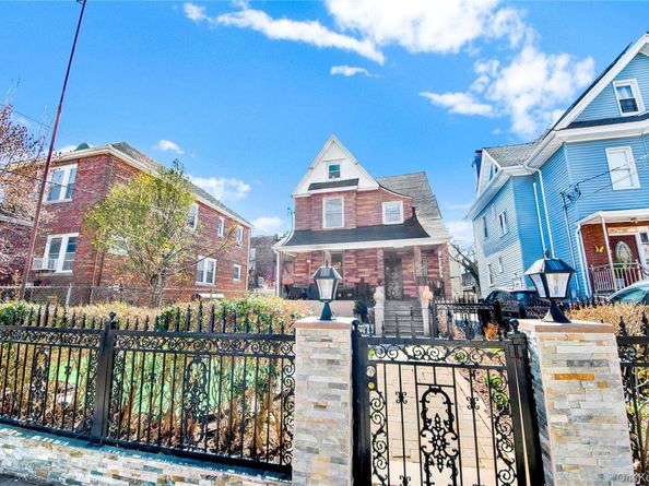 820 S Oak Drive, Bronx NY 10467