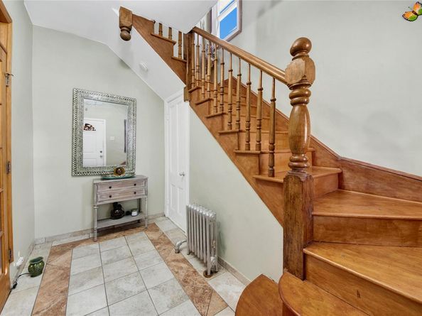 820 S Oak Drive, Bronx NY 10467