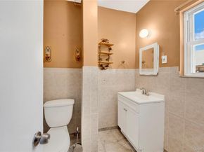 820 S Oak Drive, Bronx NY 10467