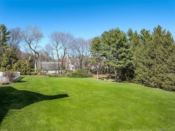 7 Coventry Court, Purchase NY 10577
