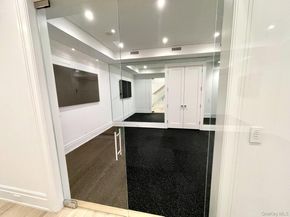 59 Shinnecock Hills Road, Southampton NY 11968