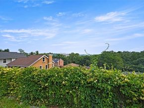54 Albemarle Place, Yonkers NY 10701