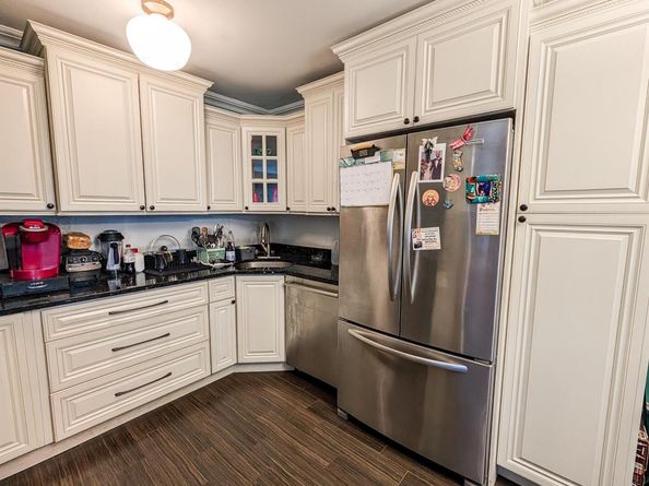 501 Lake Court 501, Middle Island NY 11953