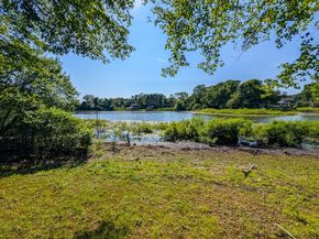 501 Lake Court 501, Middle Island NY 11953
