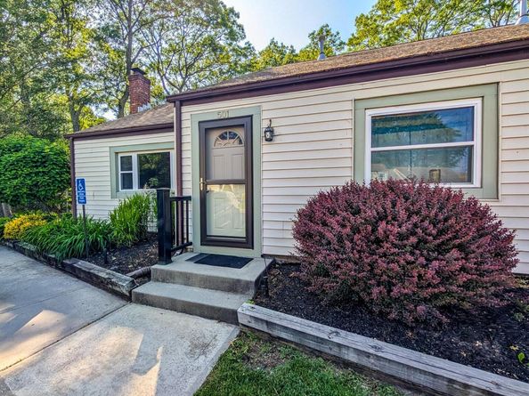 501 Lake Court 501, Middle Island NY 11953