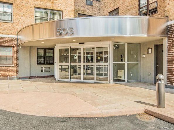 505 Central Avenue 618, White Plains NY 10606