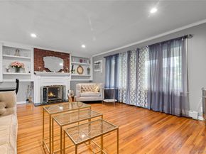 10 Cail Drive, East Rockaway NY 11518
