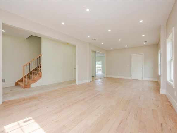 344 Bayview Avenue, Inwood NY 11096