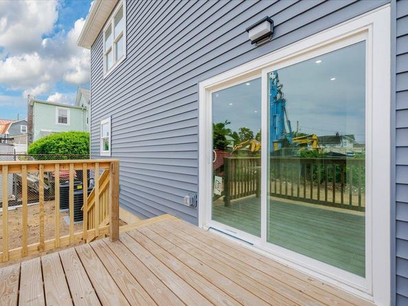 344 Bayview Avenue, Inwood NY 11096