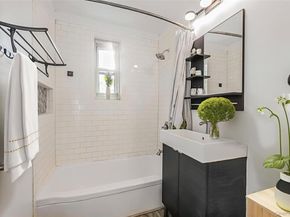 1300 Midland Avenue B42, Yonkers NY 10704