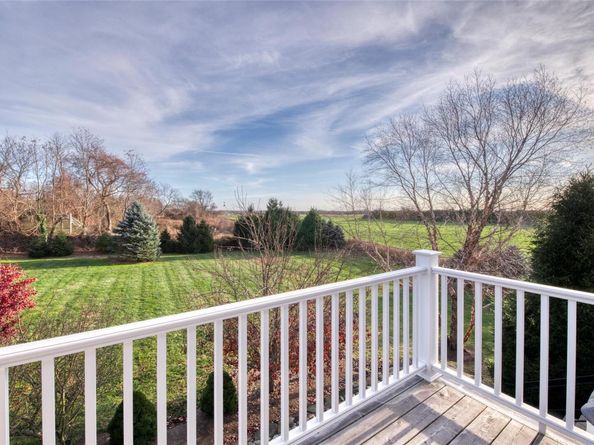 465 Sound Shore Road, Aquebogue NY 11901