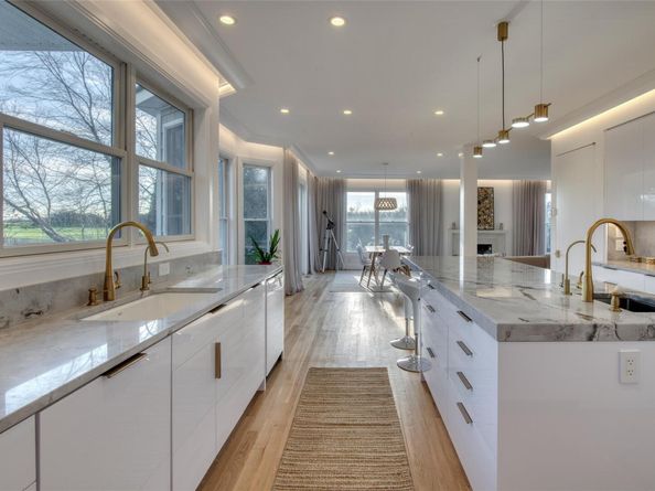465 Sound Shore Road, Aquebogue NY 11901