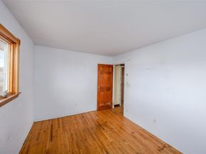 883 S Long Beach Avenue, Freeport NY 11520