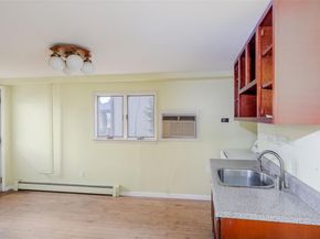 883 S Long Beach Avenue, Freeport NY 11520