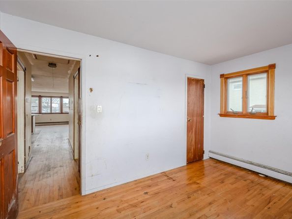 883 S Long Beach Avenue, Freeport NY 11520