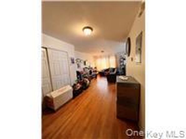 267 / 269 City Island Ave, Bronx NY 10464
