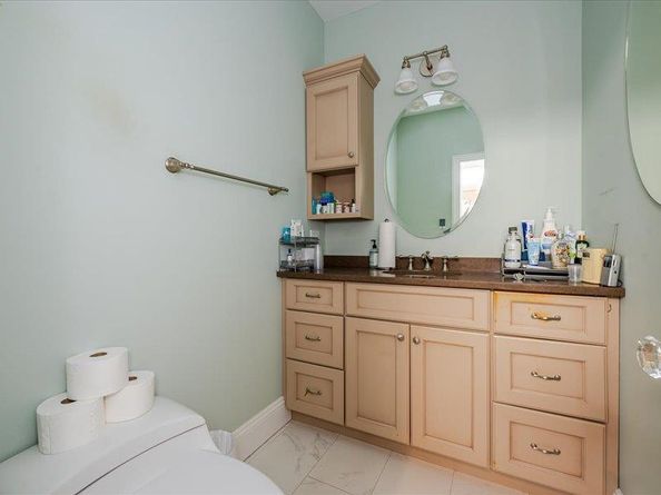 38 Fieldstone Lane, Oyster Bay NY 11771