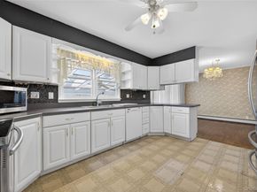 8 Crestwood Drive, Huntington Station NY 11746