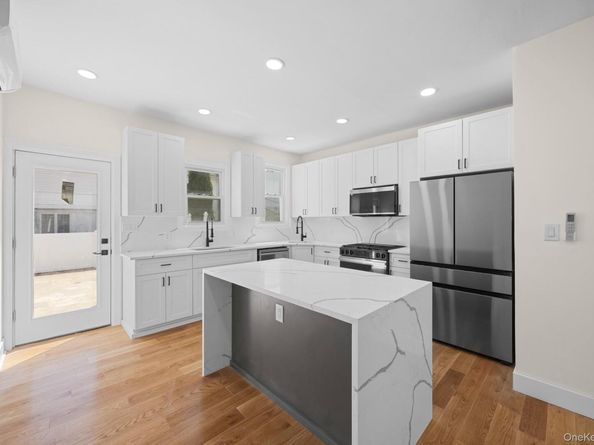 3022 Avenue I, Brooklyn NY 11210
