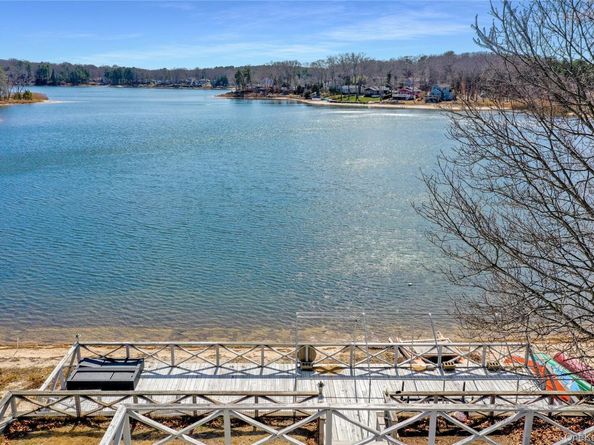 243 Lakeside Trail, Ridge NY 11961