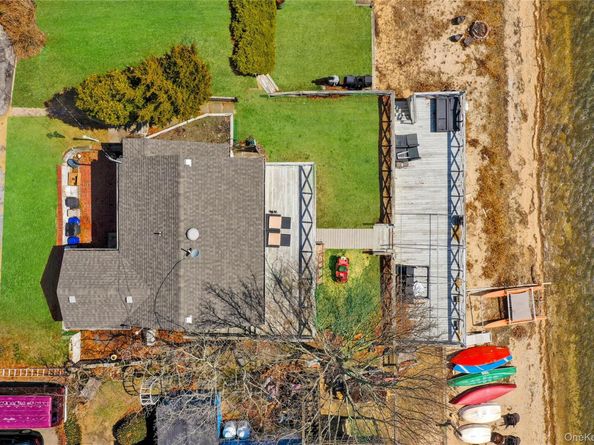 243 Lakeside Trail, Ridge NY 11961